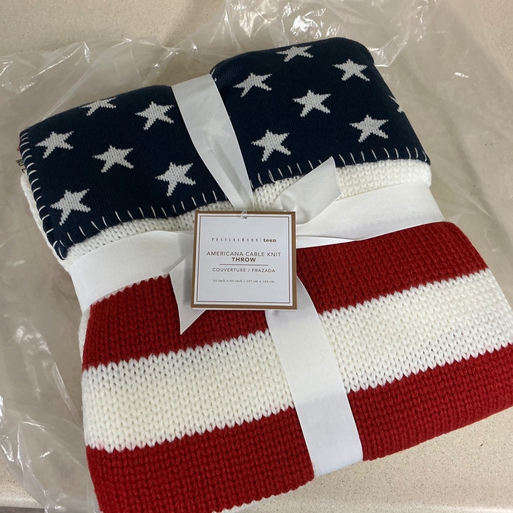 Pottery Barn Teen Americana Cable Knit Throw Blanket Red White Blue Stars Stripe
